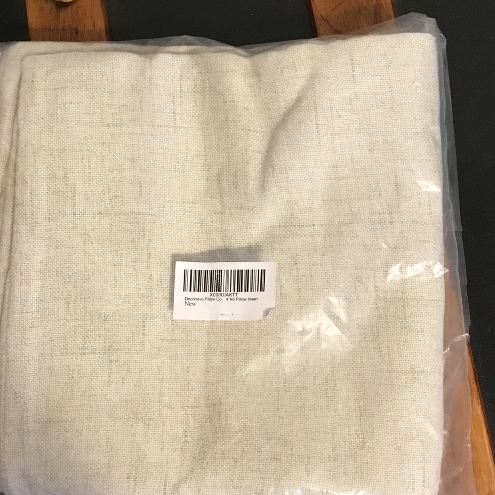 Bundle of 4 decorative pillow covers NWT